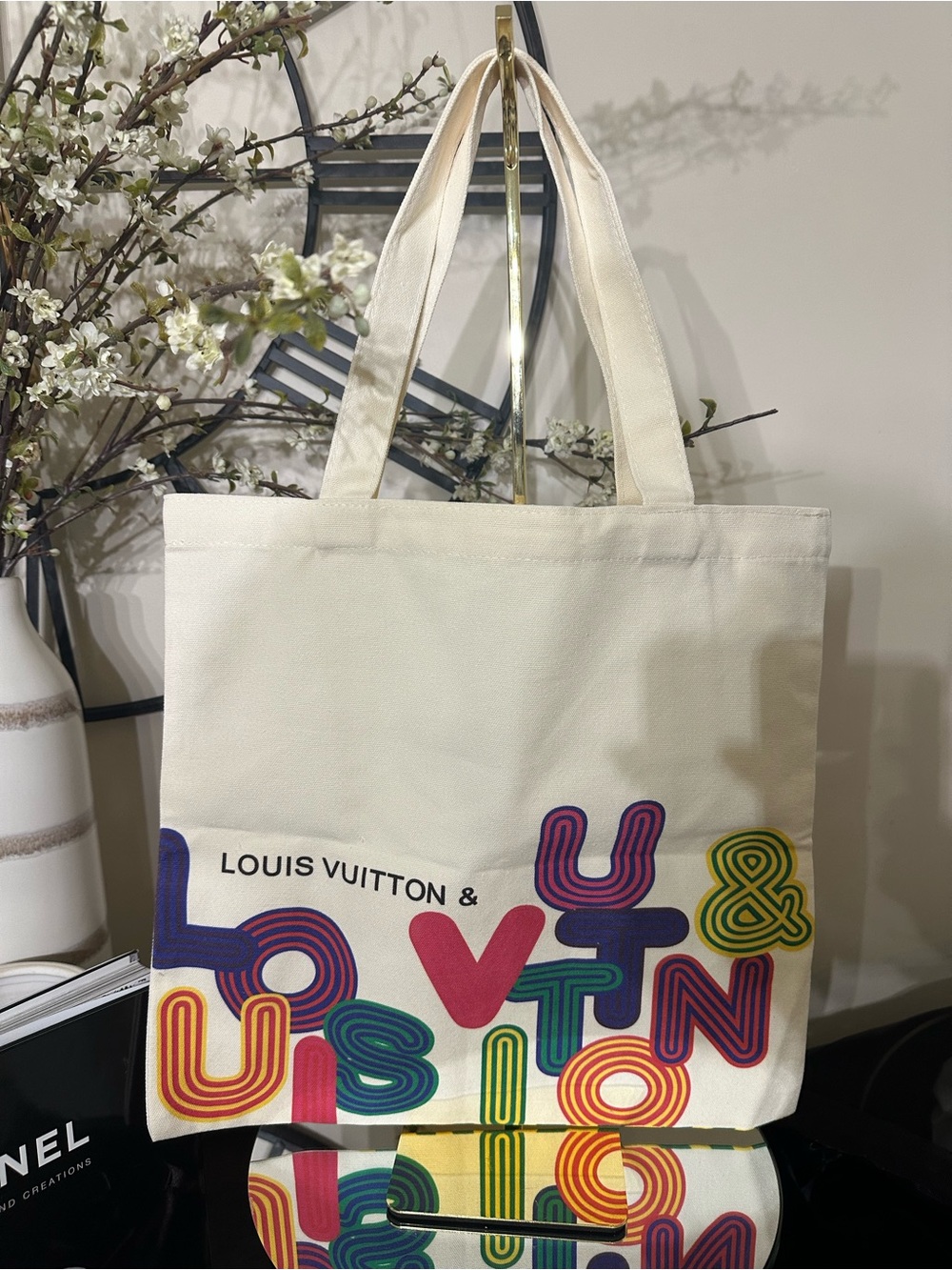Louis Vuitton Shenzehn Exhibition Novelty Tote
